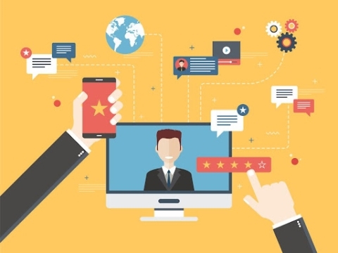 Customer communication and support services for dedicated server management